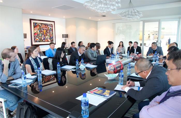 Chinese enterprises interact with SA journalists