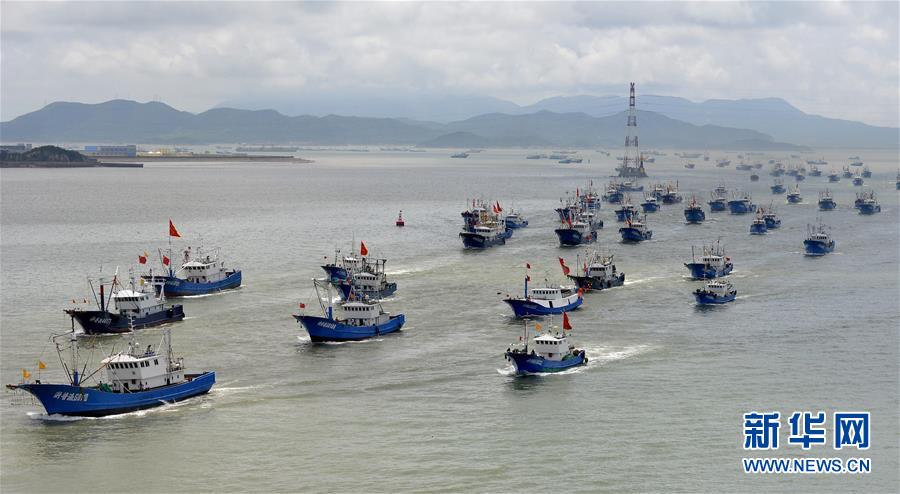 Fishing boats set sail on first day of new fishing season