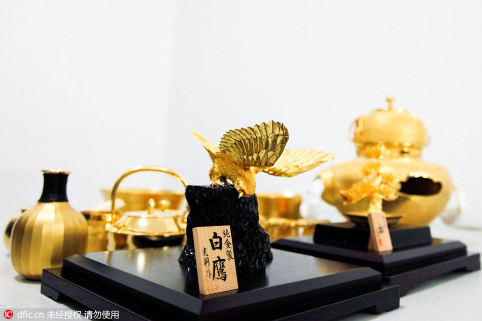 Imported gold artifacts worth 2.63 million yuan seized by Chinese customs