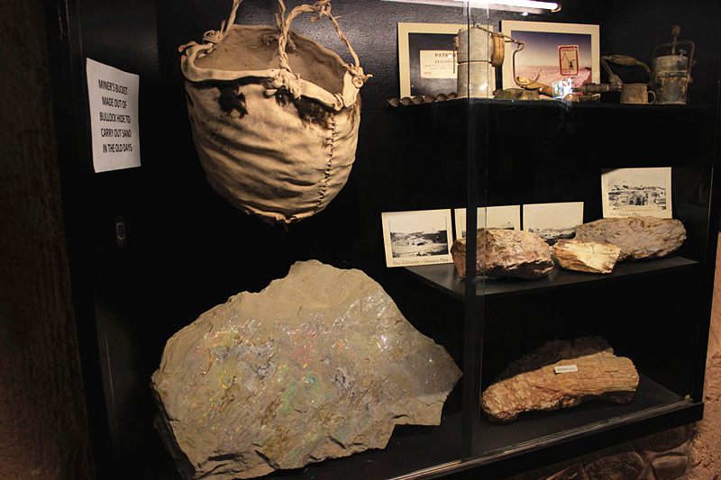 Explore the underground city along the historic path: Ummona Opal Mine &Museum