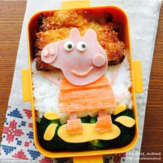 Mother prepares 'cartoon lunches' to encourage daughters to make friends