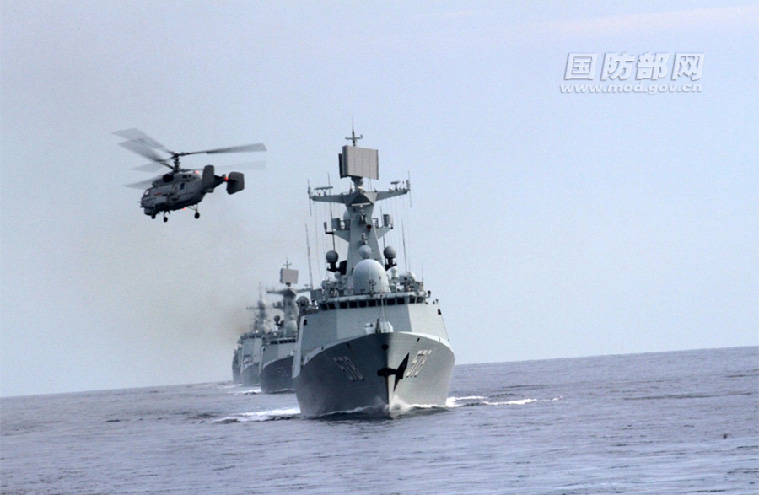 Missile destroyer Jingzhou attends combat training