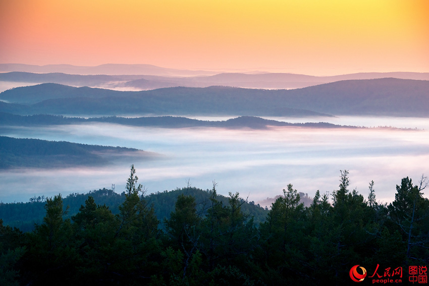 Foggy mists of Zhalinkuer Mountain