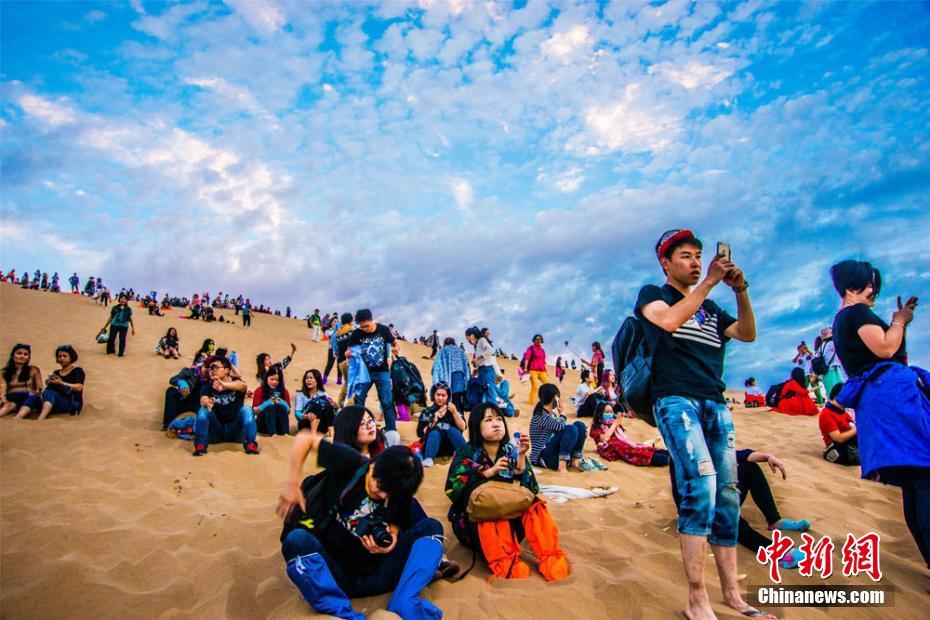 Beautiful autumn scenery in Dunhuang