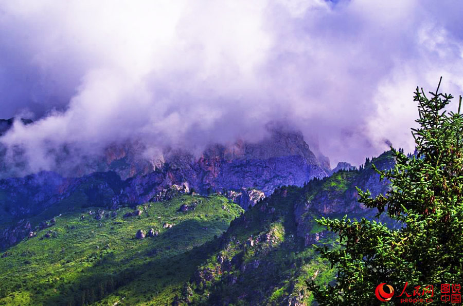 Intoxicating scenery of Zhagana Mountain