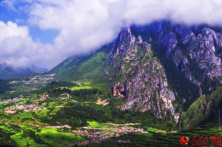 Intoxicating scenery of Zhagana Mountain