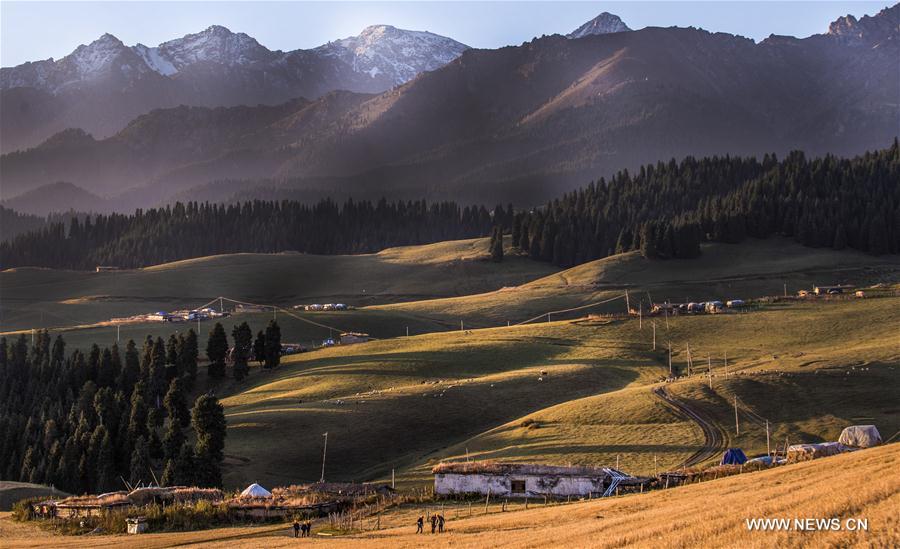 Photo taken on Sept. 30, 2016 shows the autumn scenery of a scenic spot in Qitai County of northwest China's Xinjiang Uygur Autonomous Region.