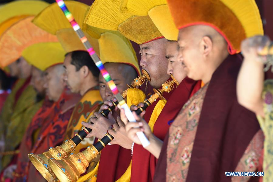 CHINA-TIBET-SORCERER'S DANCE (CN) 