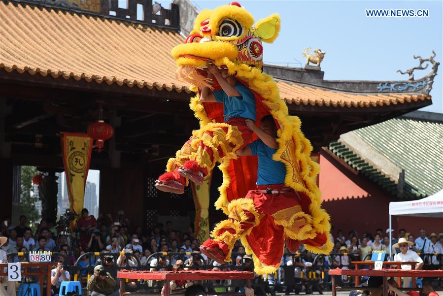 Lion dance contest held in S China's Guangxi
