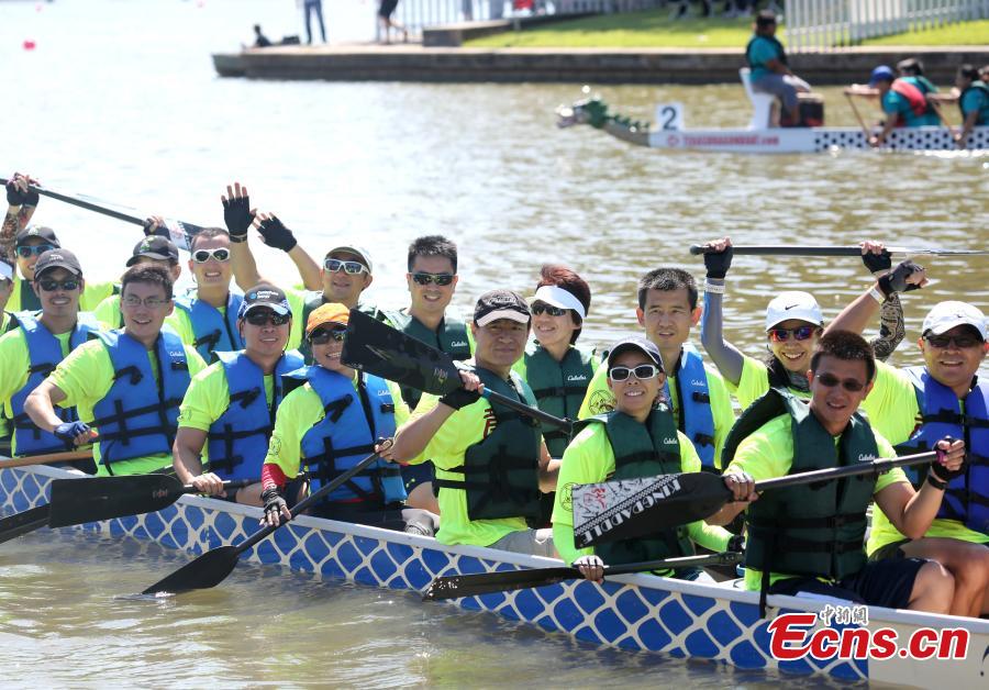 1,000 participate in Gulf Coast dragon boat festival