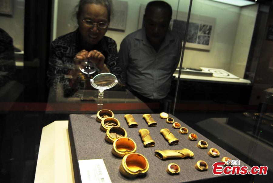 Over 900 artifacts from Han tomb on display