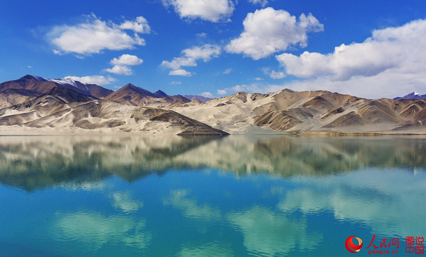 Scenery of Baisha Lake on Pamirs Plateau