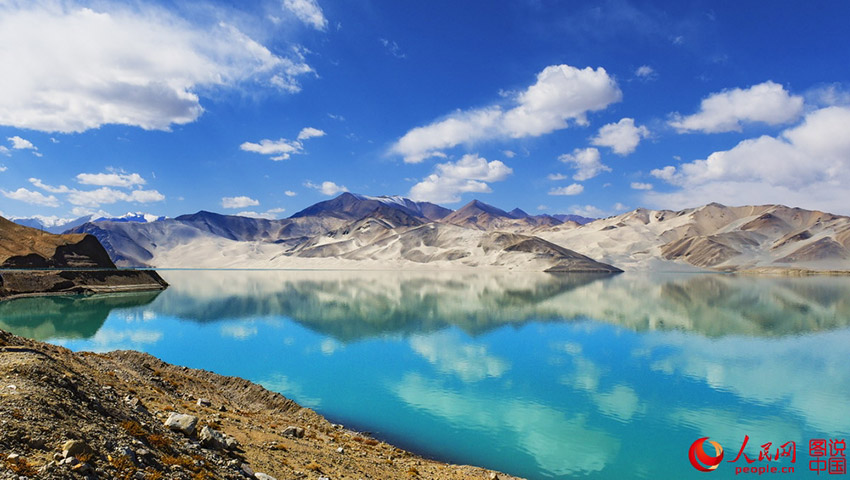 Scenery of Baisha Lake on Pamirs Plateau