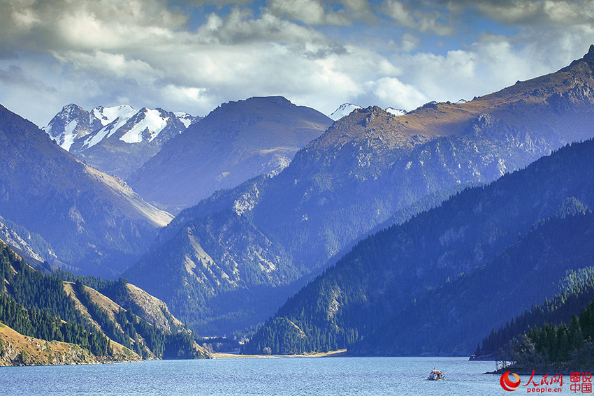 Majestic Tianchi Lake in Tianshan Mountains