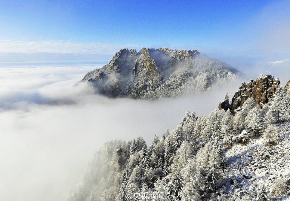 Magnificent snowscape in Malun grassland