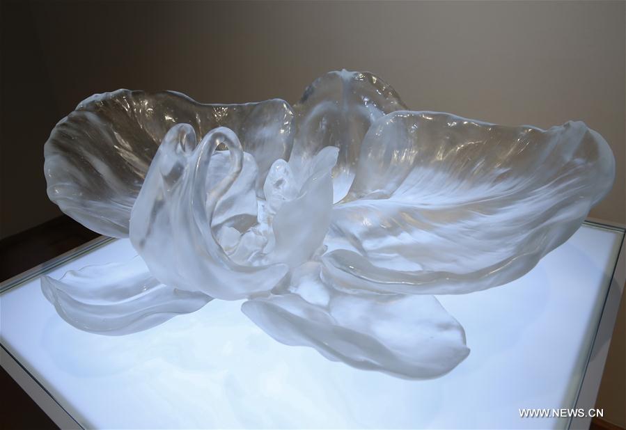 Chinese glass art exhibition held in Brussels