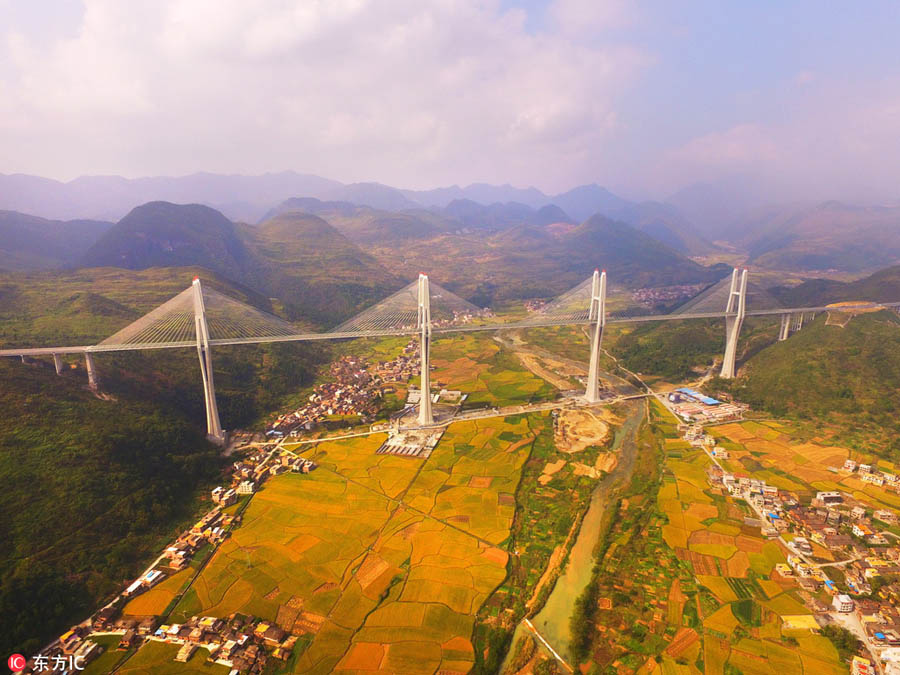 Spectacular bridge makes seven world records