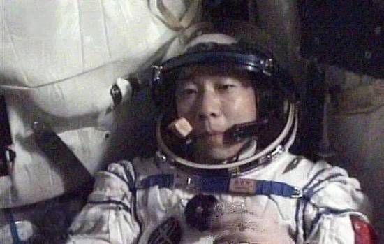 Chinese astronaut describes unusual noises heard in space