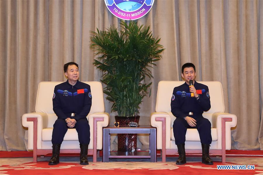 Chinese astronauts meet the press after space mission