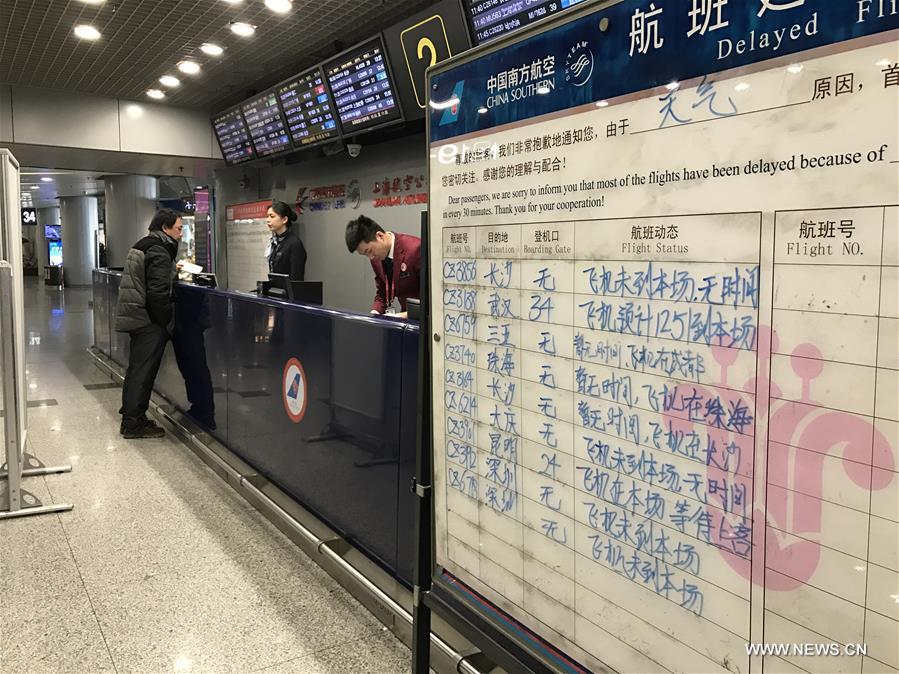 CHINA-BEIJING-SMOG-FLIGHTS-CANCELLATIONS (CN)