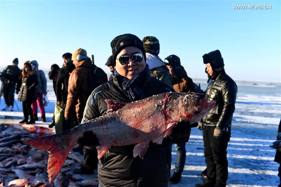 CHINA-JILIN-CHAGAN LAKE-WINTER FISHING (CN)