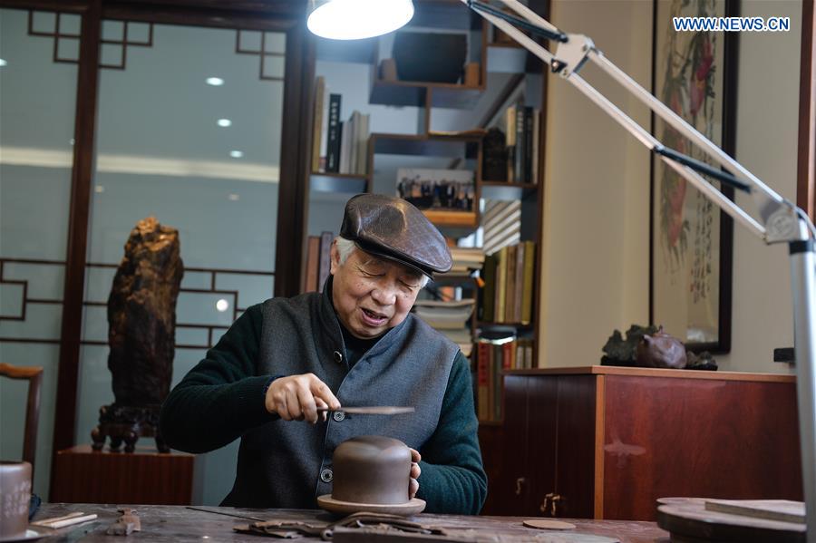 CHINA-JIANGSU-YIXING POTTERY (CN)