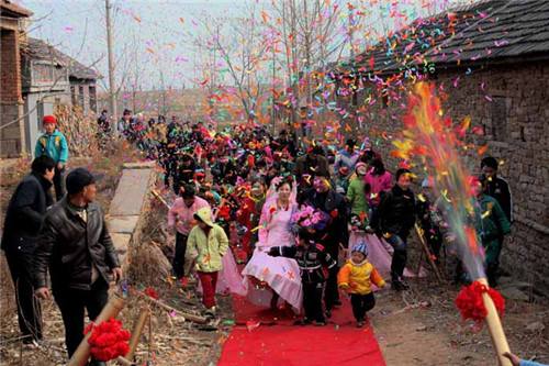 Sweet burden: high-cost weddings bolster poverty in rural China