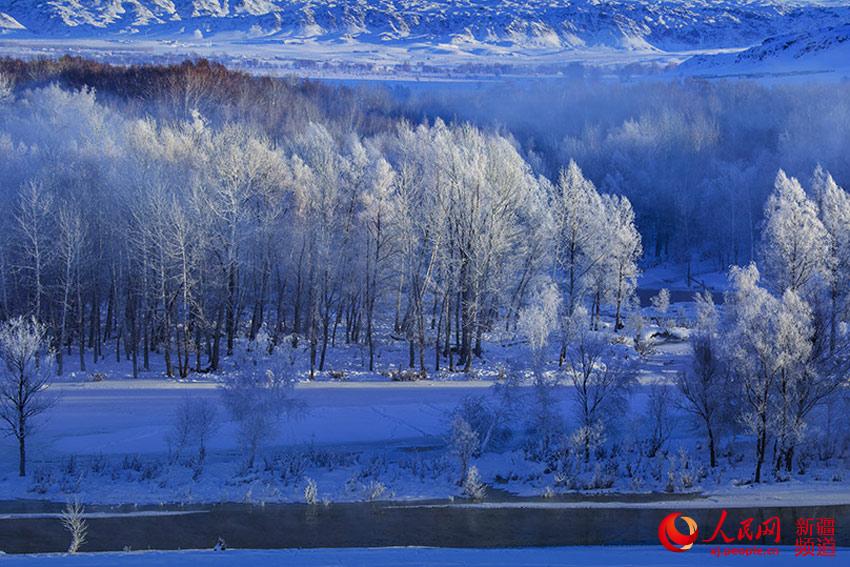 Picturesque winter scenery in Xinjiang