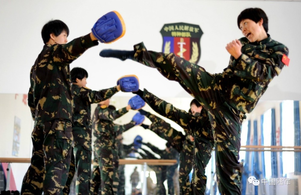 Heroines! China’s female soldiers in training