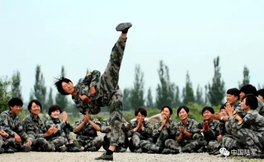 Heroines! China’s female soldiers in training