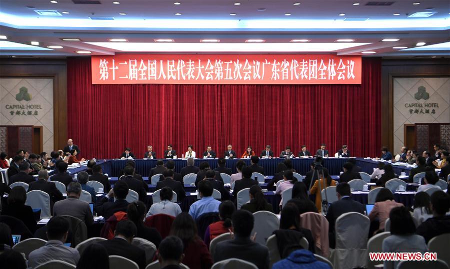 Plenary meeting of 12th NPC deputies from Guangdong opens to media