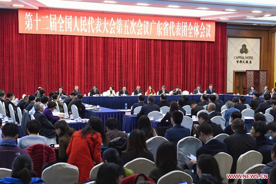 Plenary meeting of 12th NPC deputies from Guangdong opens to media