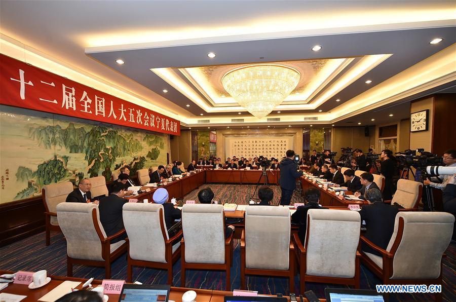 Plenary meeting of 12th NPC deputies from Ningxia opens to media