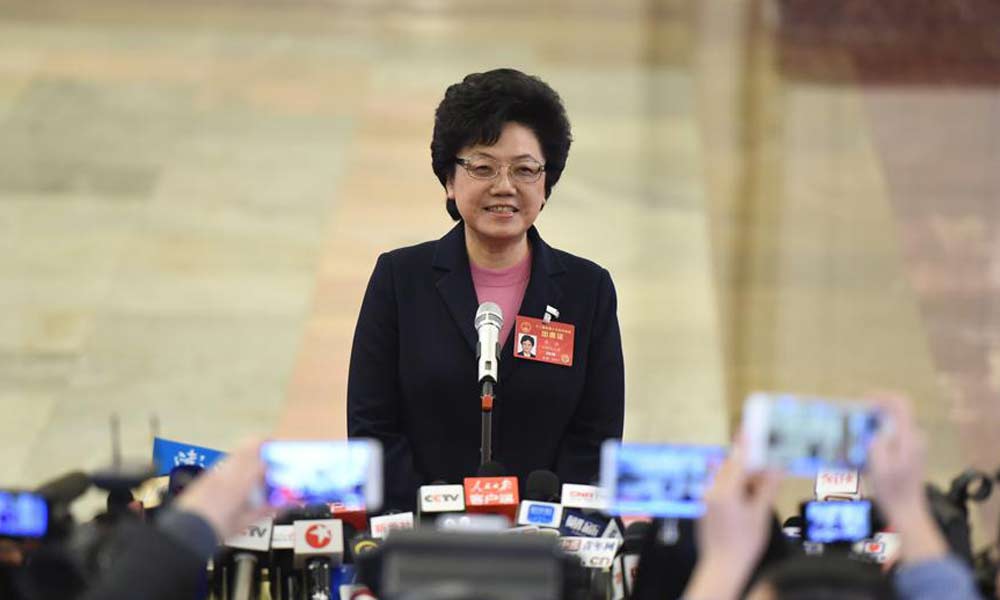 Ministers receive interviews before 2nd plenary meeting of 5th session of 12th NPC