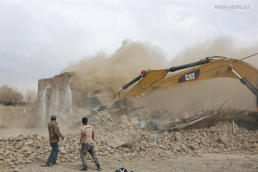 Rescuers work at quake-hit county in NW China's Xinjiang