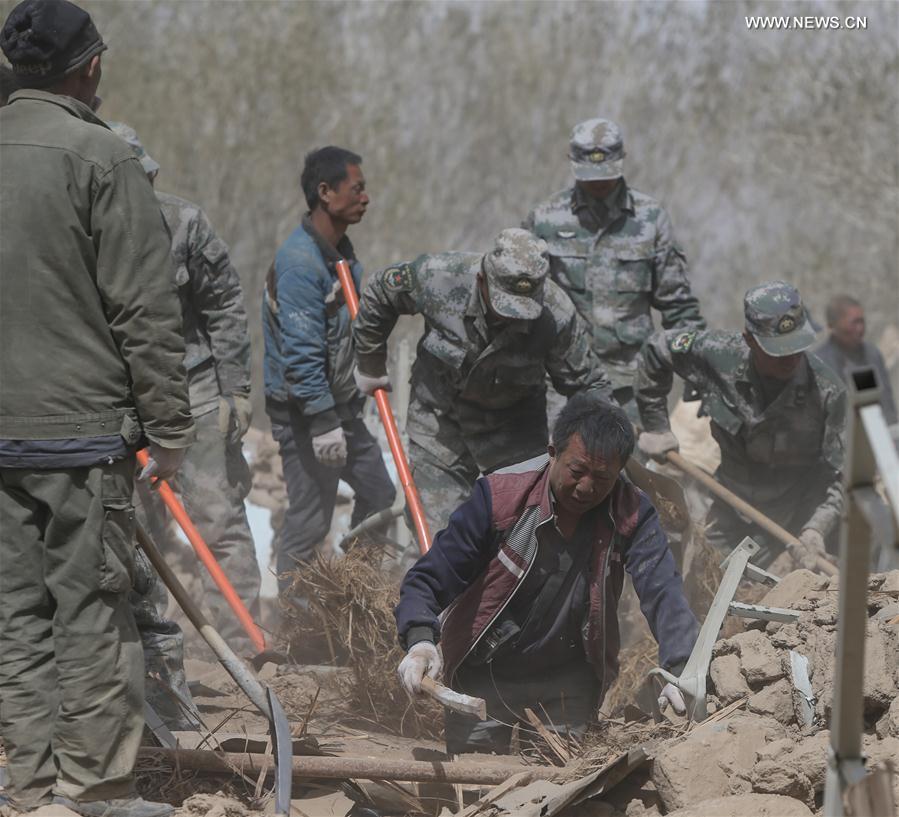 Rescuers work at quake-hit county in NW China's Xinjiang