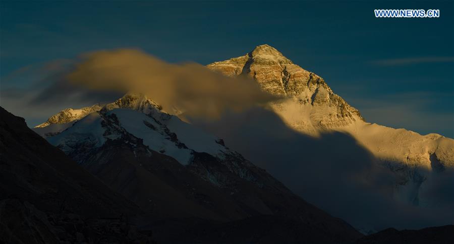 Scenery of Mt. Qomolangma on border of China, Nepal