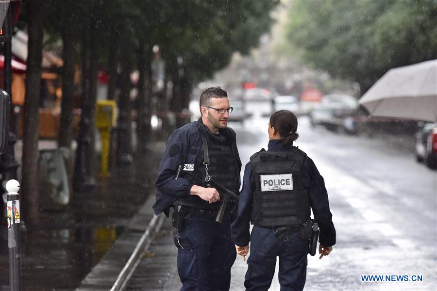 Paris assailant identified, motives remains unclear