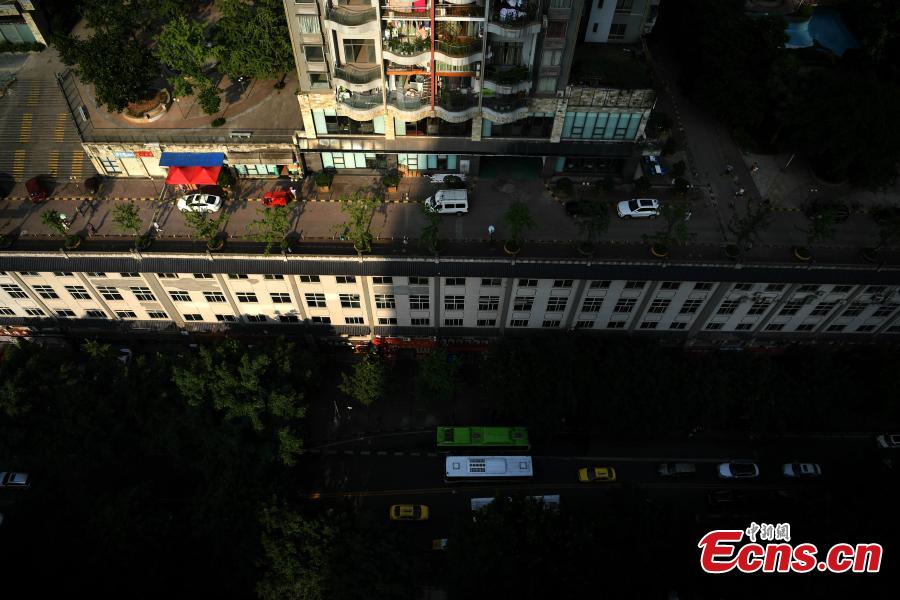 Chongqing building has a road on its roof