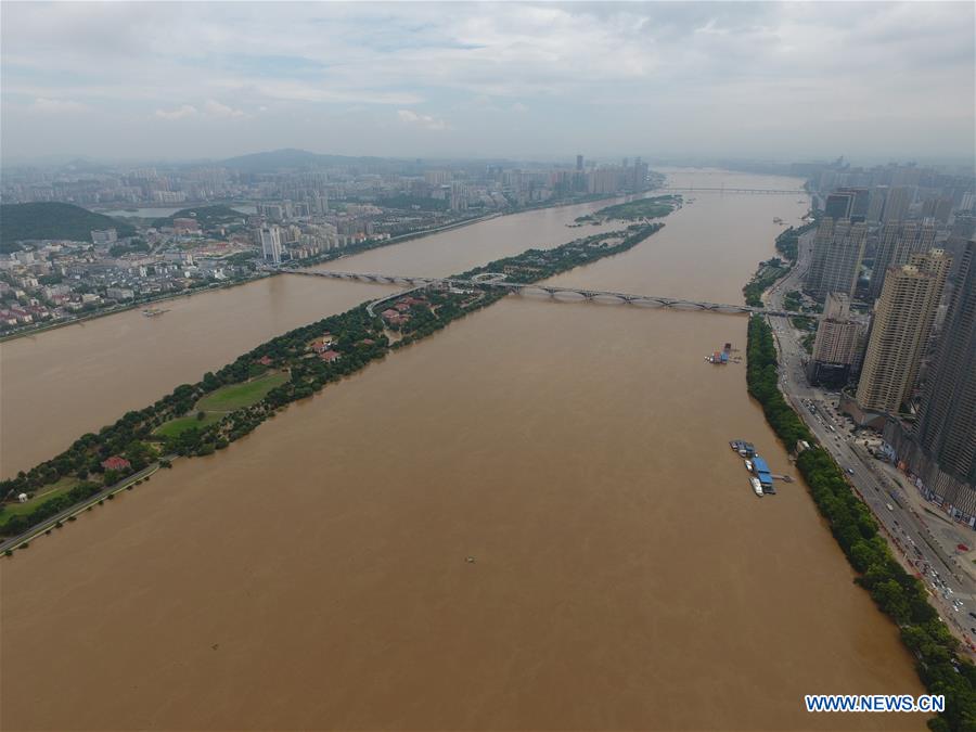 964,600 residents relocated in C China's Hunan due to flood