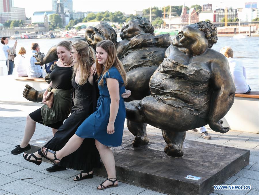 Chinese sculptor Xu Hongfei's sculpture exhibition held in Hamburg