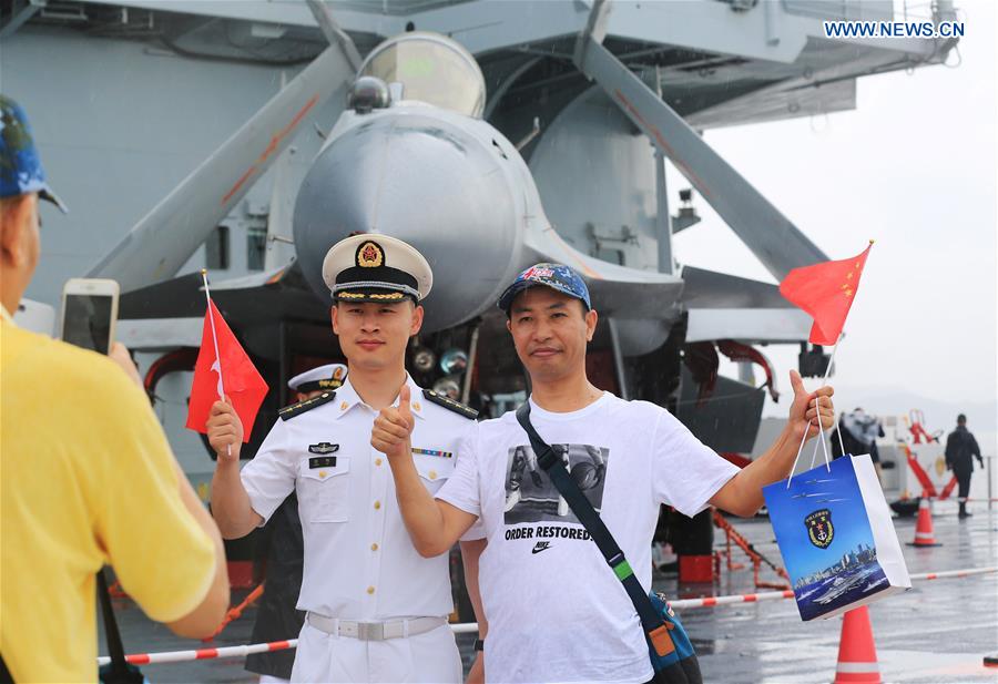 Chinese aircraft carrier formation opens for public to visit