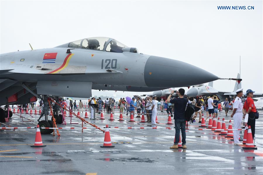 Chinese aircraft carrier formation opens for public to visit