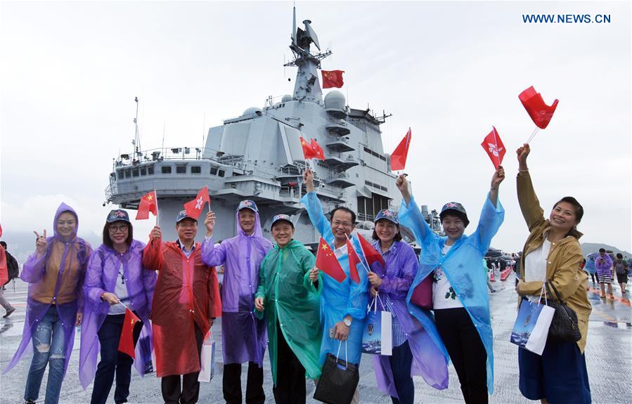 Chinese aircraft carrier formation opens for public to visit