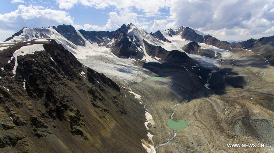 In pics: Xinjiang's most beautiful highway