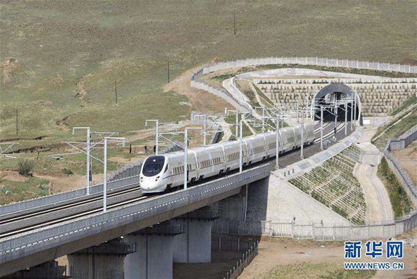 Inner Mongolia’s pioneer high-speed rail opens partially