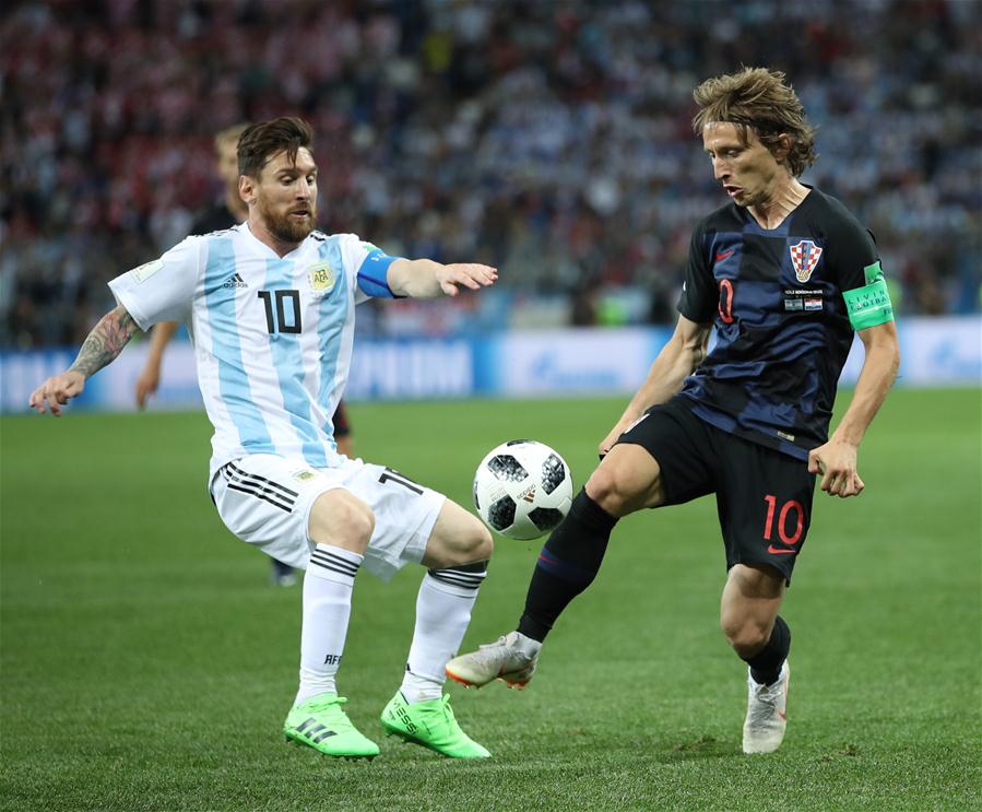 Croatia batters Messi's Argentina 3-0 to enter World Cup last 16