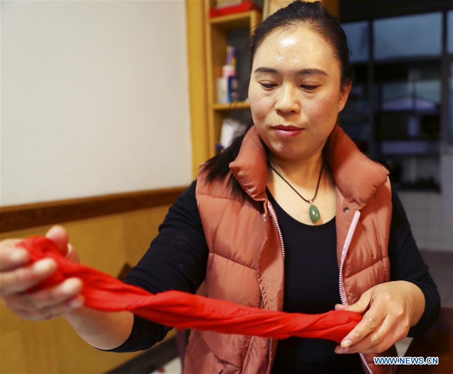 Pic story: folk artist of dough sculpture in north China's Hebei