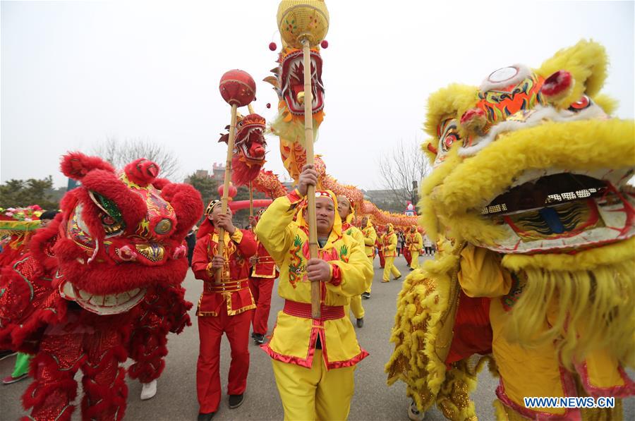 Temple fairs held across China during Spring Festival holiday