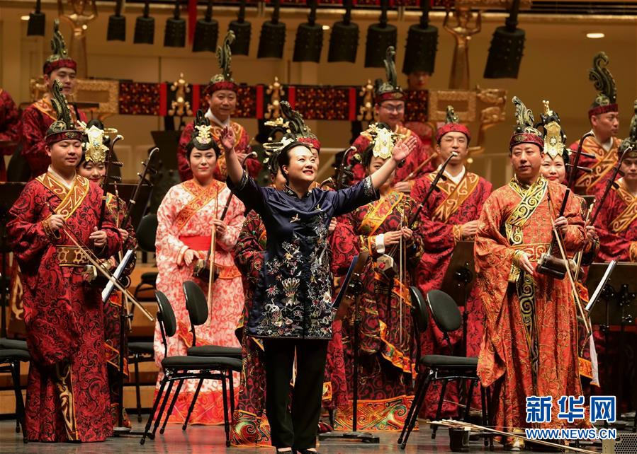 Chinese artists perform at Chicago Symphony Center to celebrate Spring Festival